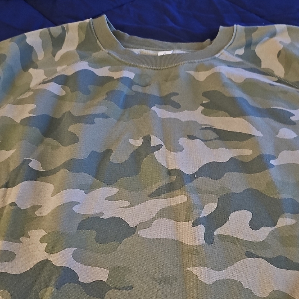 Old Navy Olive Green Pullover Sweatshirt